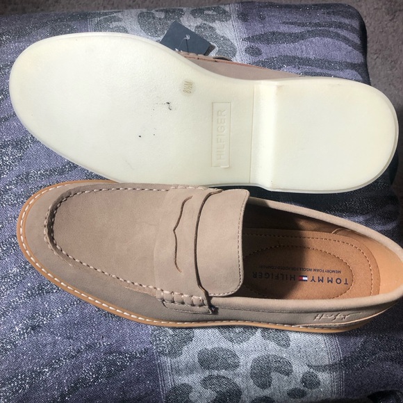 Tommy Hilfiger Men’s Suede Loafer Size 8.5 - Picture 4 of 5